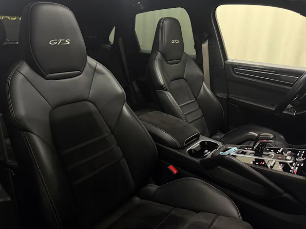 Porsche Cayenne GTS