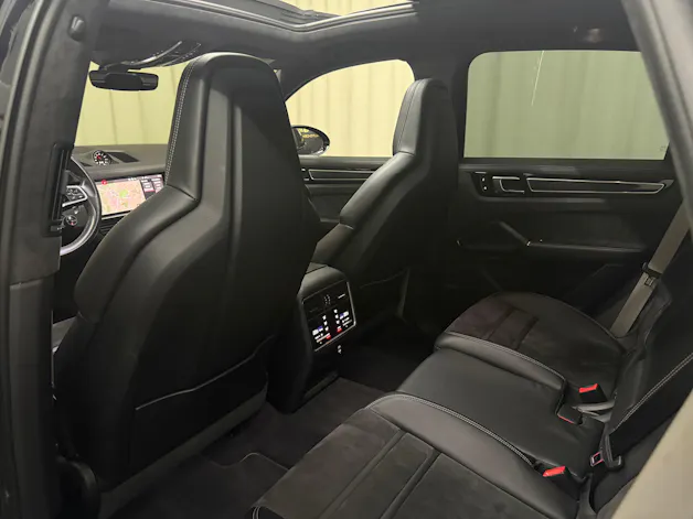 Porsche Cayenne GTS