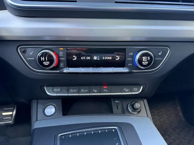 Audi Q5 3.0 TDI sport quattro tiptronic