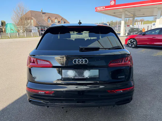 Audi Q5 3.0 TDI sport quattro tiptronic