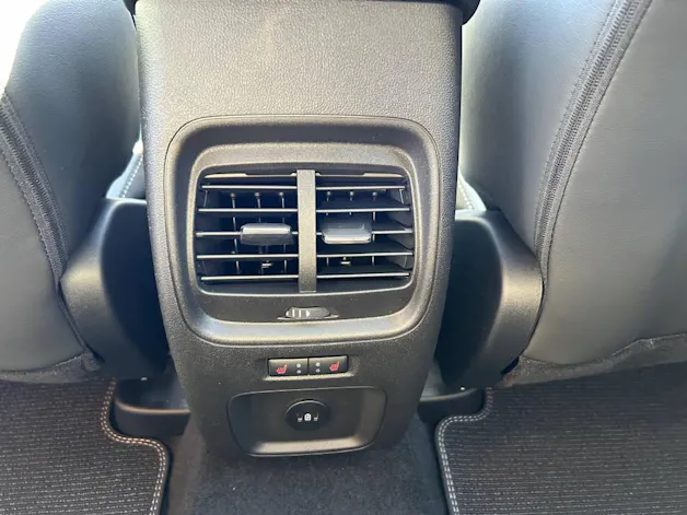 Ford Kuga 2.5 Hybrid Sound Edition 4x4
