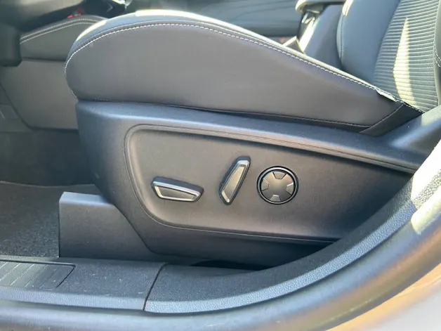 Ford Kuga 2.5 Hybrid Sound Edition 4x4