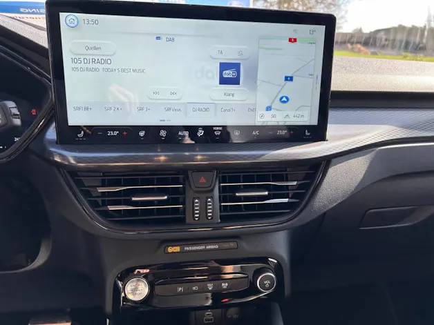 Ford Kuga 2.5 Hybrid Sound Edition 4x4
