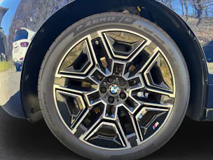 BMW iX xDrive60 M Sport