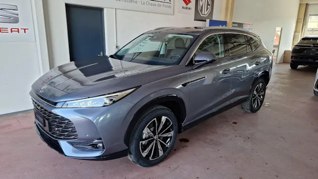 MG HS 1.5 T HEV Luxury