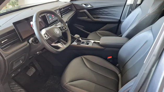 MG HS 1.5 T HEV Luxury