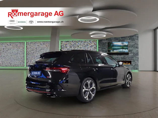 Škoda Octavia Combi 2.0 TSI DSG RS