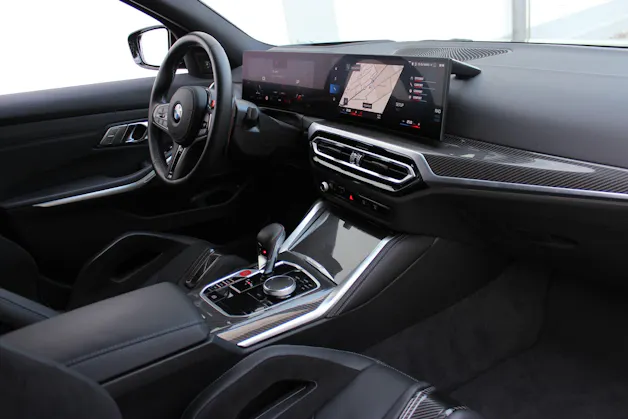 BMW M3 Competition M xDrive Touring Individual *OXFORDGRÜN METALLIC*
