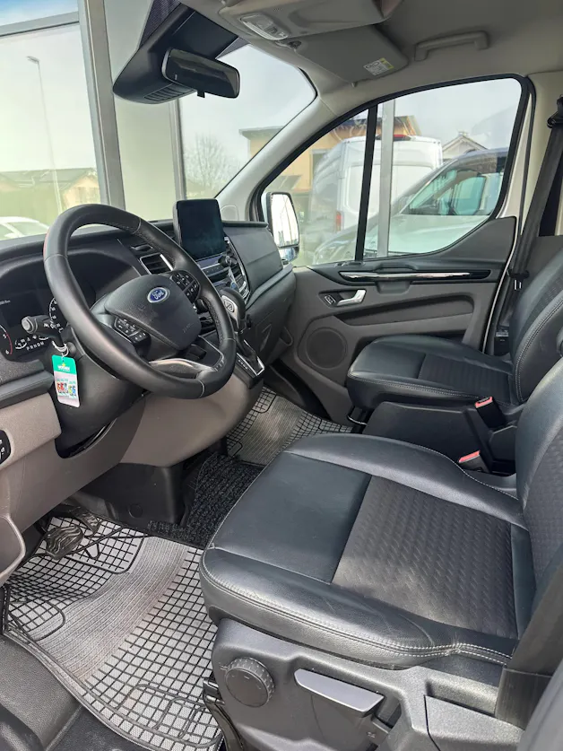 Ford Transit C combi 320 L1 2.0 TDCi 170 Sport