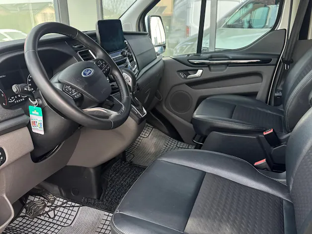Ford Transit C combi 320 L1 2.0 TDCi 170 Sport