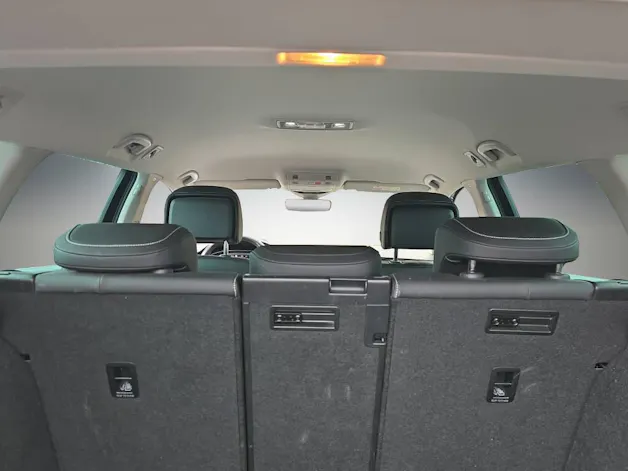 VW Passat 2.0 TDI 200 Elegance 75th Edition 4m