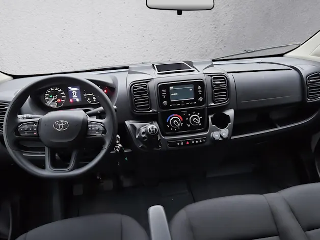 Toyota Proace MAX 2.2D Doppel-Kabine 3,5t L3H1