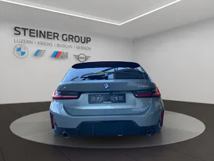 BMW 330e x DriveTouring Steptronic M Sport Pro