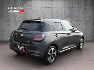 Suzuki Swift 1.2 Sakura Top Hybrid