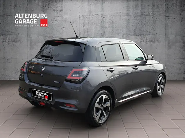 Suzuki Swift 1.2 Sakura Top Hybrid