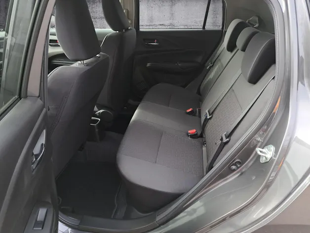 Suzuki Swift 1.2 Sakura Top Hybrid