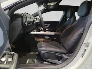 Mercedes-Benz CLA 220 4Matic 8G-DCT