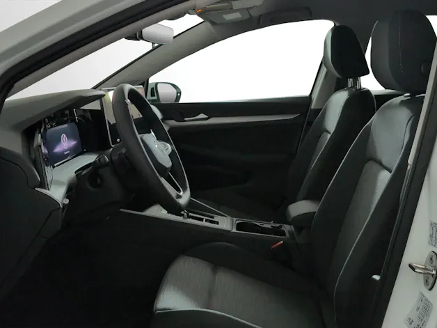 VW Golf 1.5 e TSI mHEV Basis DSG