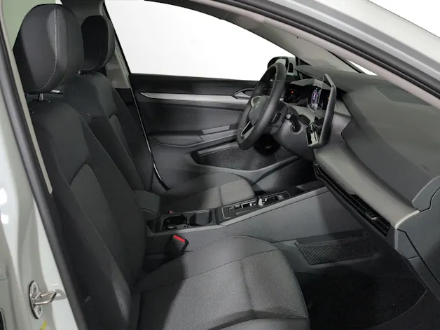 VW Golf 1.5 e TSI mHEV Basis DSG