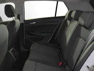 VW Golf 1.5 e TSI mHEV Basis DSG