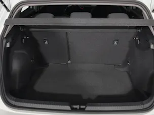 VW Golf 1.5 e TSI mHEV Basis DSG