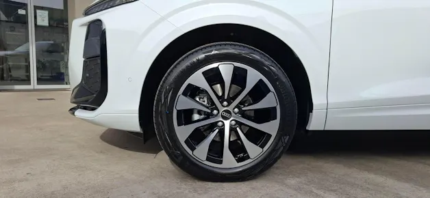 Audi Q3 SUV 110 kW TFSI S tronic