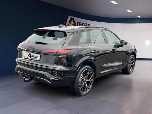 Audi Q3 SUV 110 kW TFSI S tronic