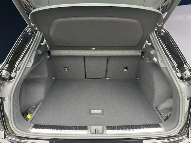 Audi Q3 SUV 110 kW TFSI S tronic