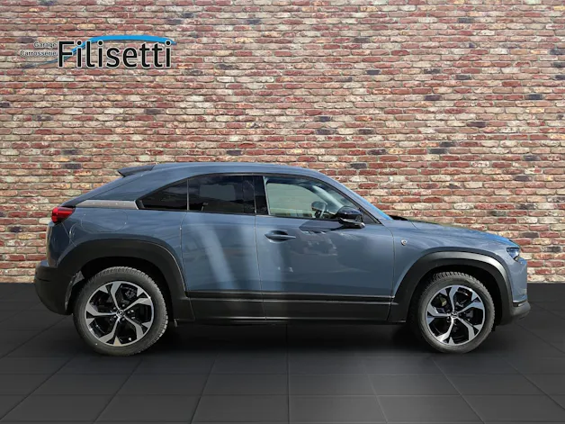 Mazda MX-30 PHEV e-Skyactiv R-EV 170 Makoto