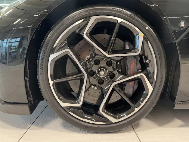 Maserati MC20 3.0 V6
