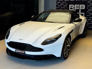 Aston Martin DB11 V8 Volante Touchtronic 3