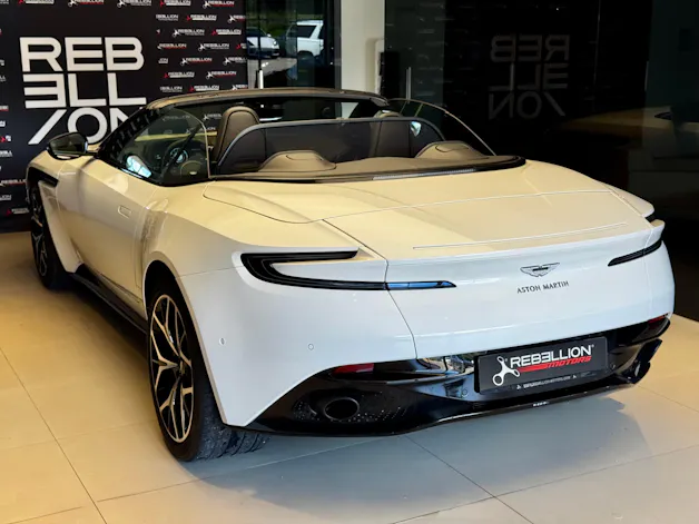 Aston Martin DB11 V8 Volante Touchtronic 3
