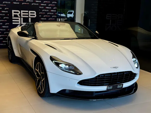 Aston Martin DB11 V8 Volante Touchtronic 3