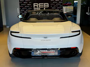 Aston Martin DB11 V8 Volante Touchtronic 3