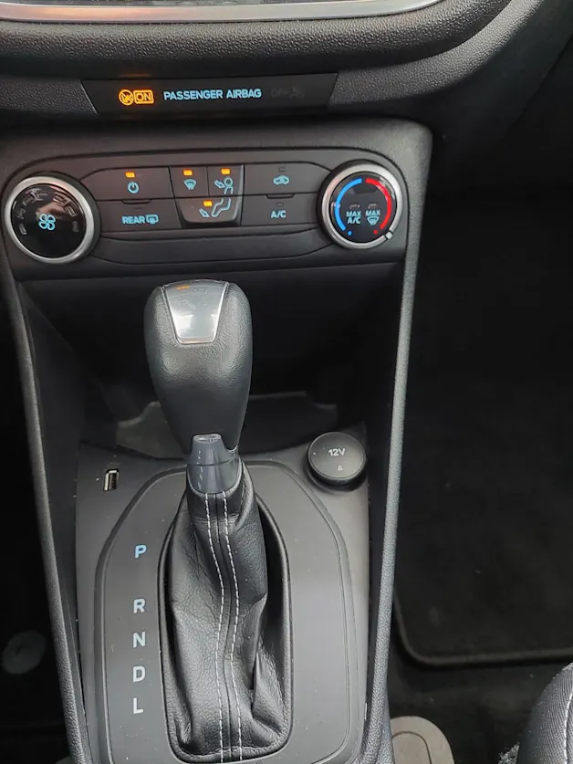 Ford Fiesta 1.0 SCTi Cool & Connect Automat