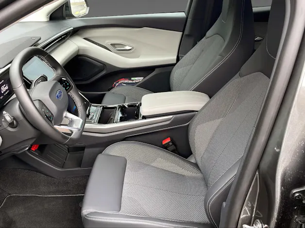 Ford Explorer Extended Range