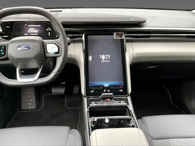 Ford Explorer Extended Range