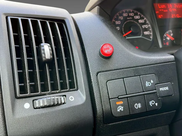 Citroën Jumper Kab.-Ch. 35 L2 2.2 BlueHDi 165 Control Kofferaufbau mit Hebebühne