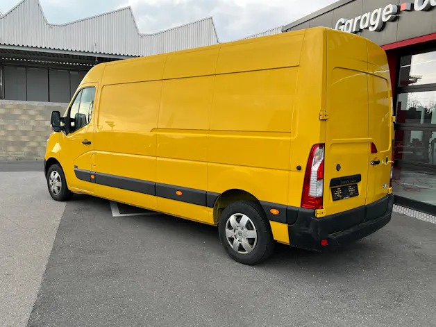 Renault Master T35 2.3dCi 130 L3H2