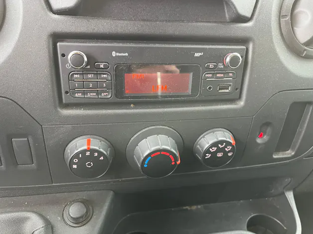 Renault Master T35 2.3dCi 130 L3H2