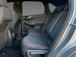 Ford Kuga 2.5 Hybrid ST-Line