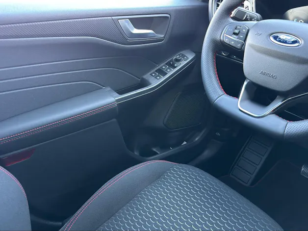 Ford Kuga 2.5 Hybrid ST-Line