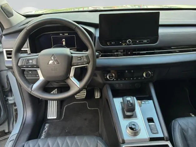 Mitsubishi Outlander PHEV Instyle4WD
