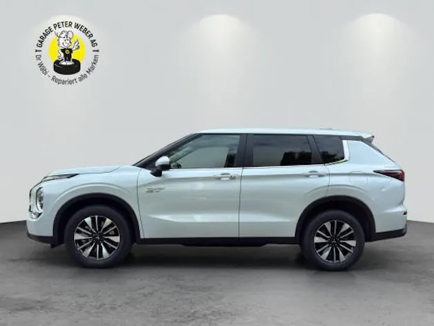 Mitsubishi Outlander PHEV Invite 4WD