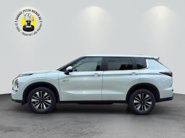 MITSUBISHI OUTLANDER 3