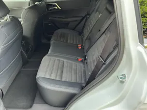 Mitsubishi Outlander PHEV Invite 4WD