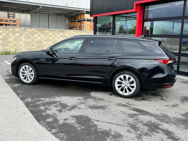 Škoda Superb Combi 2.0 TDi Selection 4x4 DSG