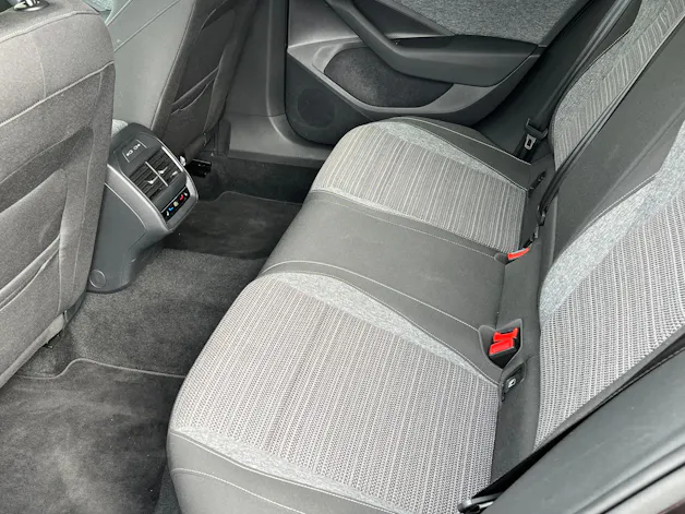 Škoda Superb Combi 2.0 TDi Selection 4x4 DSG