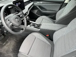 Škoda Superb Combi 2.0 TDi Selection 4x4 DSG