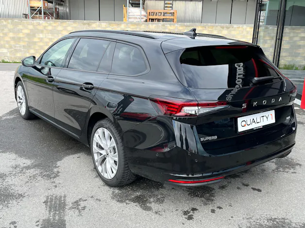 Škoda Superb Combi 2.0 TDi Selection 4x4 DSG